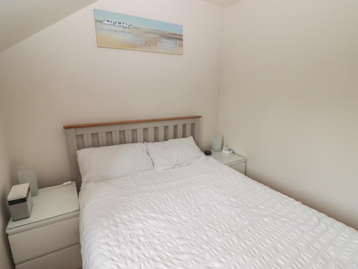 Daffodil Apartment Tenby Exterior photo